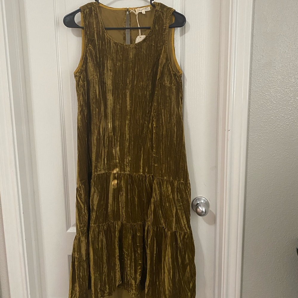 Dress, mid length